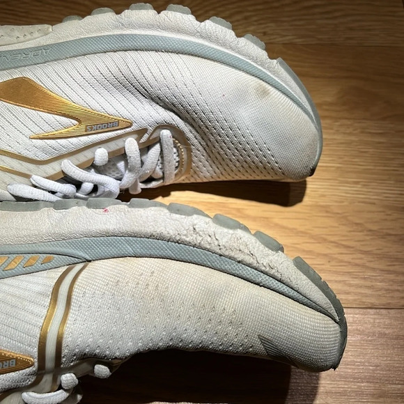 Brooks Adrenaline GTS 20 - Picture 9 of 10